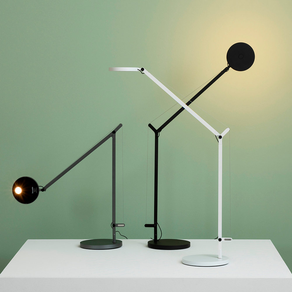 Настольная лампа Artemide DEMETRA 3000K BLACK картинка №1